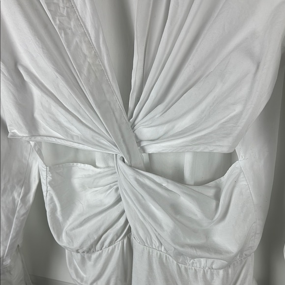 Topshop White Twist Front Cut Out Bodysuit - Picture 7 of 11